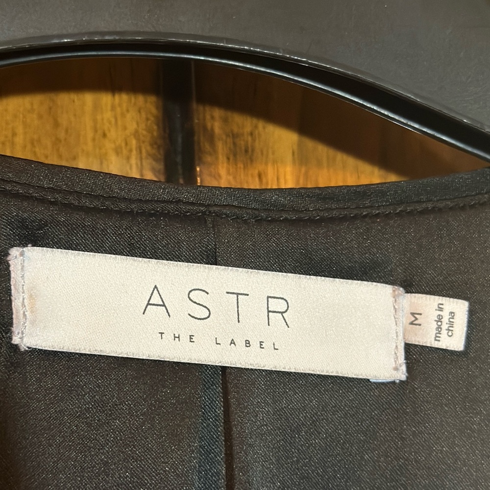 Astr The Label Sequin Leopard Cocktail Dress - Picture 3 of 5